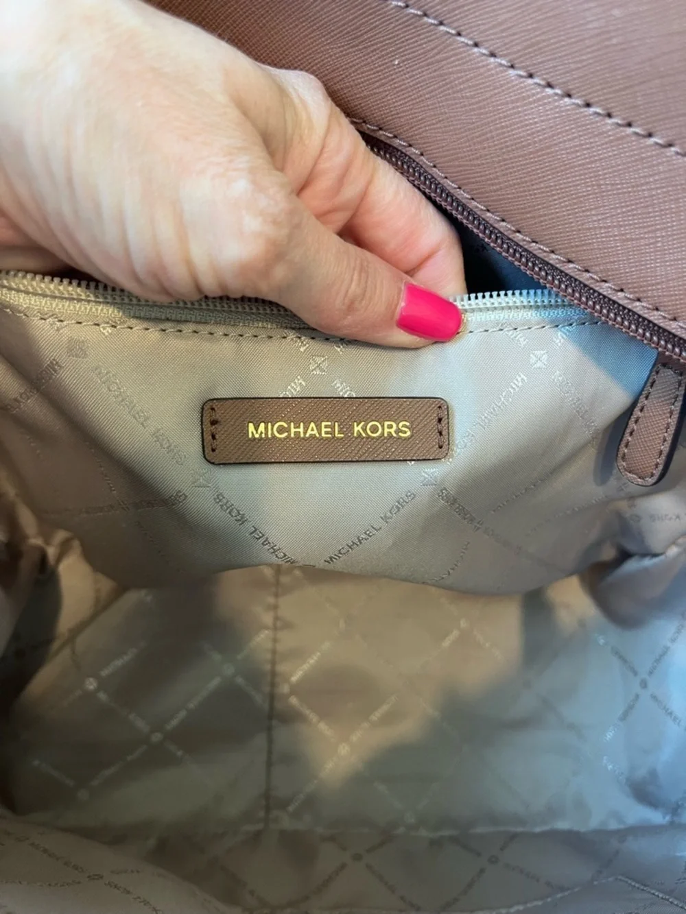 Michael Kors Jet Set Large Shoulder Bag Brown Leather